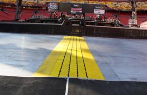 eps mit U2 in den USA auf Tour Kabelbrücke von eps