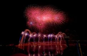 lunatX inszeniert Feuerwerk in Kuwait lunatX inszeniert Feuerwerk für Squash Championship 2009 in Kuwait