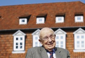 Prof. Dr. Fritz Sennheiser verstorben Prof. Dr. Fritz Sennheiser verstorben