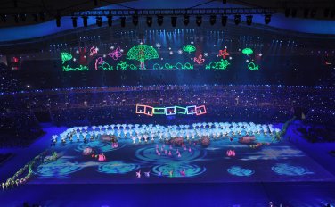 Guojun Qu beleuchtete Eröffnungsfeier der Asian Para Games