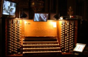 Yamaha DME in der Westminster Abbey Yamahas Mixing-Engines in der Westminster Abbey