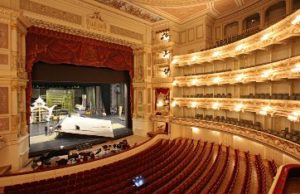 Sennheiser-Technik in der Semperoper Semperoper_Dresden