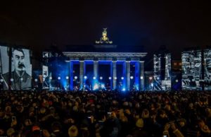 Flexible LED-Wall von XL Video beim Bürgerfest zum 25. Mauerfall-Jubiläum