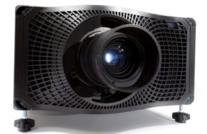 Christie präsentiert den Boxer 4K30-Projektor