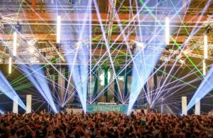 WinterWorld 2015 mit Systemen der Laserworld Gruppe