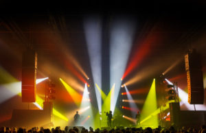 Ambion stattet Element of Crime Tour mit Coda aus