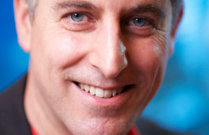 Sharp erweitert Visual Solutions Team in Europa