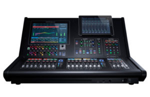 M-5000C Digital-Mixing Konsole von Roland Professional A/V