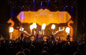 Kalle Krause gestaltet zentrales Bühnenelement für Santiano