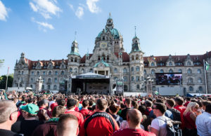 Exposive beschallt Aufstiegsfeier mit Kling & Freitag