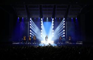Bruno Mars tourt mit Vari-Lite VL6000 Beam und VL4000 BeamWash