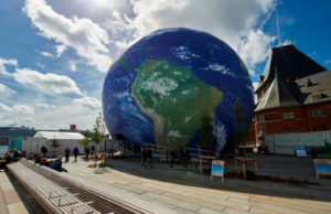 GLP-Equipment erleuchtet den „Climate Planet“