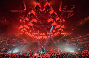 GLP-Hybridstrobes für Metallica