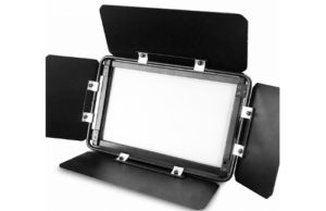 Luxibel legt Schwerpunkt auf B Panel Softlights