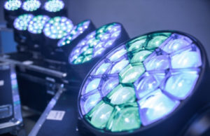 Gahrens + Battermann kauft Robe-Scheinwerfer ein