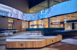 Meyer Sound Lautsprecher im Helsinki Airport