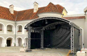 Arc Roof von Prolyte für E2 Event Engineering