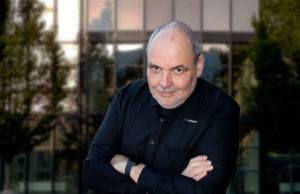 Führungskraft für das Stage Tec Sales Team