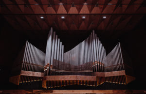 Meistersingerhalle Nürnberg erneuert Beleuchtung