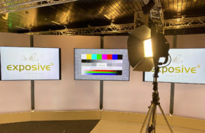 Neue Elation KL Panel für die exposive medien gruppe