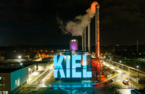 Fassaden-Großprojektion mit Technologie von Epson