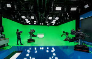 Steuerung von Lichtnetzwerken in Broadcaststudios