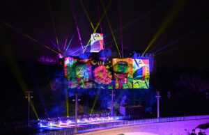 Ayrton illuminiert den Tag der Deutschen Einheit