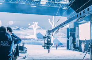 Plazamedia produziert hybride Kampagne von AlphaTauri AlphaTauri-Produktion bei Plazamedia (Foto: Plazamedia)