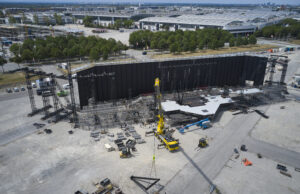 Stageco baut Mega-Bühne für Popstar-Konzerte