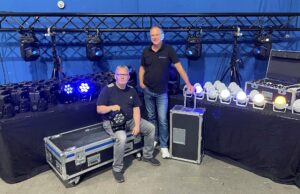 audiokonzept erweitert Vermietpark um Lichttechnik von Cameo Jürgen Brüning von audiokonzept mit Thomas Jung von Adam Hall (Foto: Adam Hall)