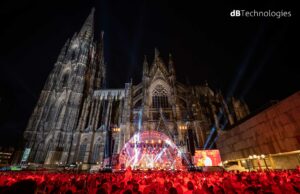 Vio-System beim Bläck Fööss Jubiläum vor dem Kölner Dom