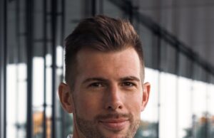 Epson verstärkt sein ProAV-Vertriebsteam