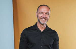 Global Sales Director für die Adam Hall Group