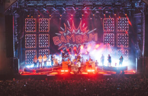 GLP Hybrid-Scheinwerfer leuchten SEEED aus