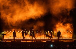 Davy Sherwin nutzt GLP Hybrid-Strobes XDC1 für Snow Patrol