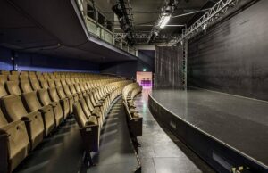 Altes Kurhaus Aachen erneuert Traversen und Lichttechnik Neue Technik in der Klangbrücke (Foto: Stadt Aachen)