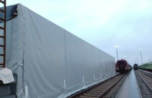 30 Meter Zeltüberdachung aus Litetruss LT44 HD3