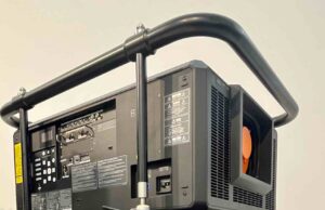 Bildkraft hat Panasonic PT-RQ35K und INFiLED AR3.9-Panels