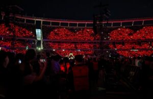 PixMob geht mit Coldplay auf Tour