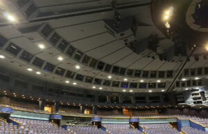 Friedrichstadtpalast Berlin setzt auf Feiner Lichttechnik Fluter Neue Fluter im Friedrichstadtpalast Berlin (Fotos: Feiner Lichttechnik)