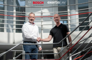 Exertis AV vertreibt Bosch Konferenzsysteme in Deutschland Carsten Steinecker und Dirk Gante (von links, Foto: Exertis AV)