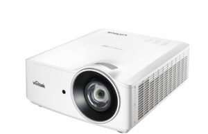 Vivitek präsentiert neuen Short-Throw-Laserprojektor DU4381Z-ST (Fotos: Vivitek)