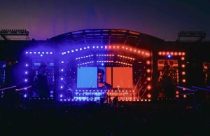 Mark Forster feiert Tour-Abschluss auf dem Betze