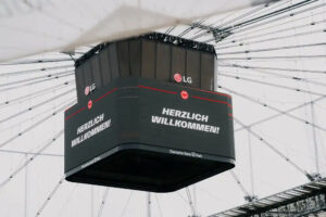 LG Video-Würfel im Deutsche Bank Park (Foto: Eintracht Frankfurt)