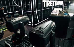 Rapper Trettmann mit Robe auf Insomnia-Tour Trettmann-Insomnia mit Robe (Fotos: Viktor Schanz/Anthony Molina)