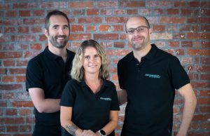 DirectOut eröffnet neuen Unternehmenssitz in Mittweida Claudio Scavazza, Kathrin Kremski und Denny Drechsel (von links, Fotos: DirectOut)