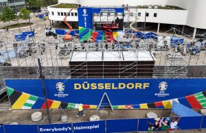 D.Live: Aufbau zur Euro 2024 Fan Zone in Düsseldorf läuft Fan Zone Schauspielhaus (Fotos: Landeshauptstadt Düsseldorf/David Young)