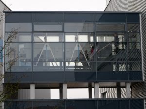 Sennheiser-Gruppe investiert in deutschen Produktionsstandort (Fotos: Sennheiser)