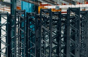 HOF investiert in eigene Pulverbeschichtungsanlage Impressionen von der neuen Pulverbeschichtungsanlage (Fotos: H.O.F. Alutec)