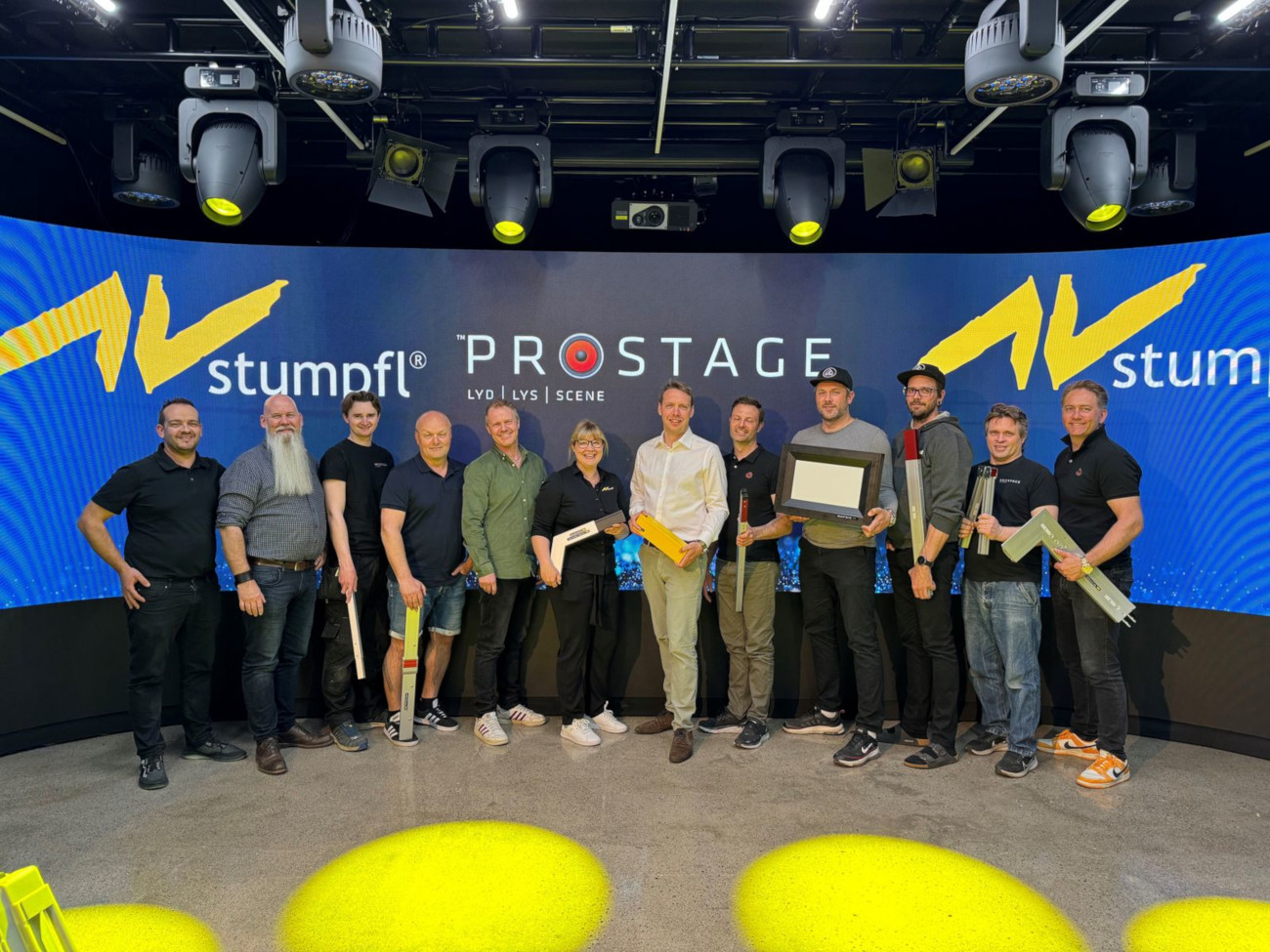Prostage vertreibt AV Stumpfl Projektionswände in Norwegen (Foto: AV Stumpfl)